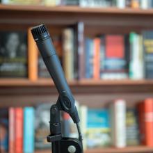 Mikro in der Bibliothek